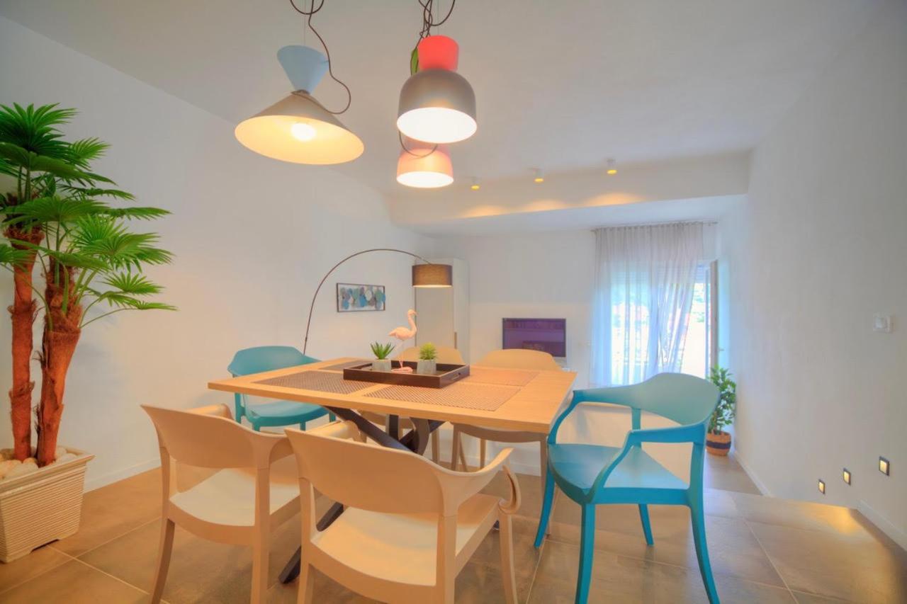 ילסה Apartments Villa Rojnica מראה חיצוני תמונה